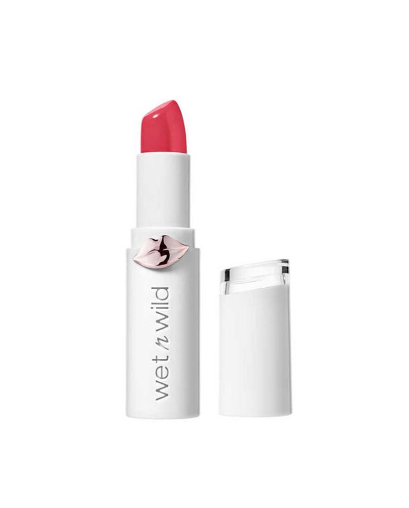 Wet N Wild Megalast Lipstick Shine Finish Strawberry Lingerie